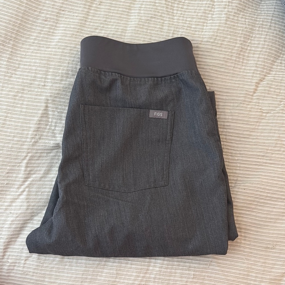 FIGS Charcoal Scrub Joggers